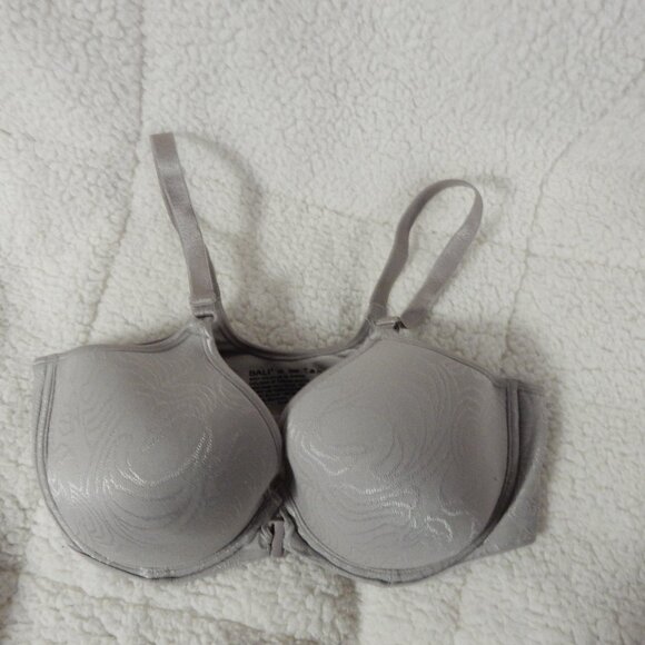 Bali Shaping Bra Comfort Revolution Front Close Smoothing Underwire Womens 40B - Picture 1 of 7